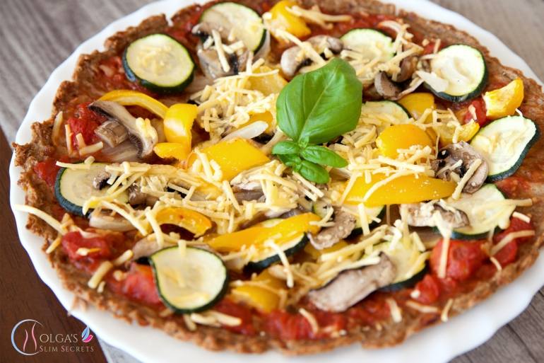 Pizza with Tuna and Vegetables