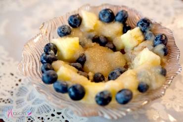 Quinoa with Ananas and Blueberries